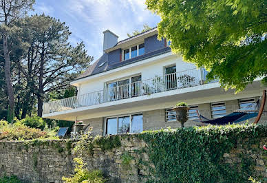 Maison avec piscine et jardin 2