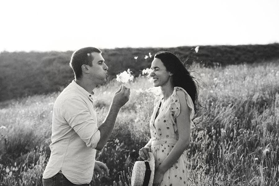 Fotógrafo de bodas Alena Kasho (positivefoto). Foto del 25 de junio 2019