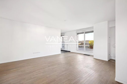 Apartment with terrace 5
