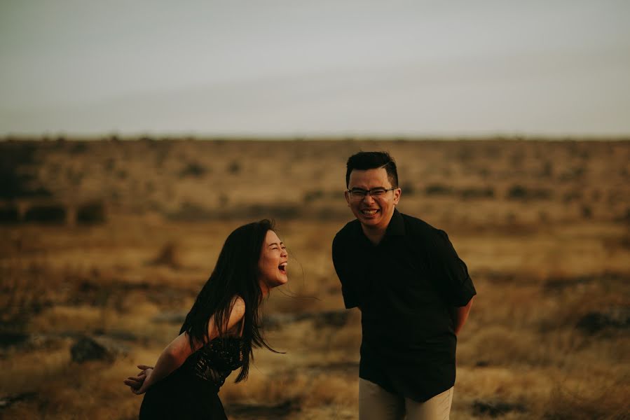 Fotógrafo de casamento Rendhi Pramayuga (rendhi1507). Foto de 22 de novembro 2019