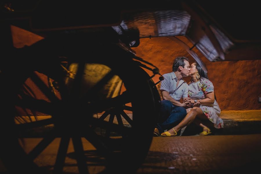 Fotografo di matrimoni Ramiro Caicedo (ramirocaicedo). Foto del 6 novembre 2017