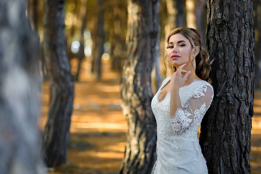 Fotógrafo de casamento Kirill Bondarev (bondkir). Foto de 3 de janeiro 2020