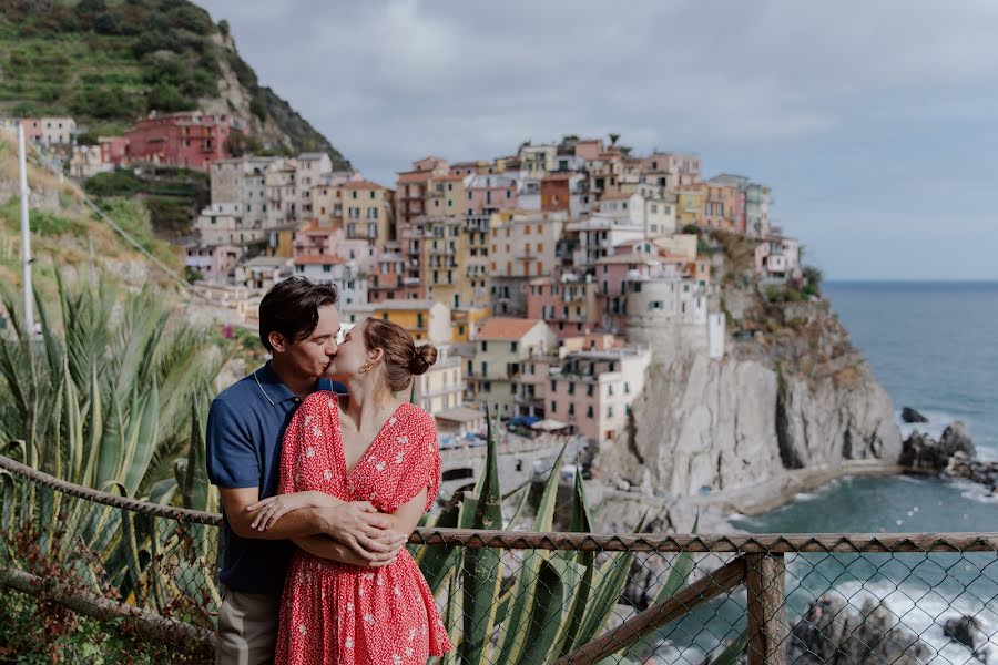 Fotografo di matrimoni Giulia Ferrando (widelovelyeyes). Foto del 22 marzo 2022