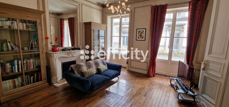 Vente maison 10 pièces 230 m² à Angouleme (16000), 510 000 €