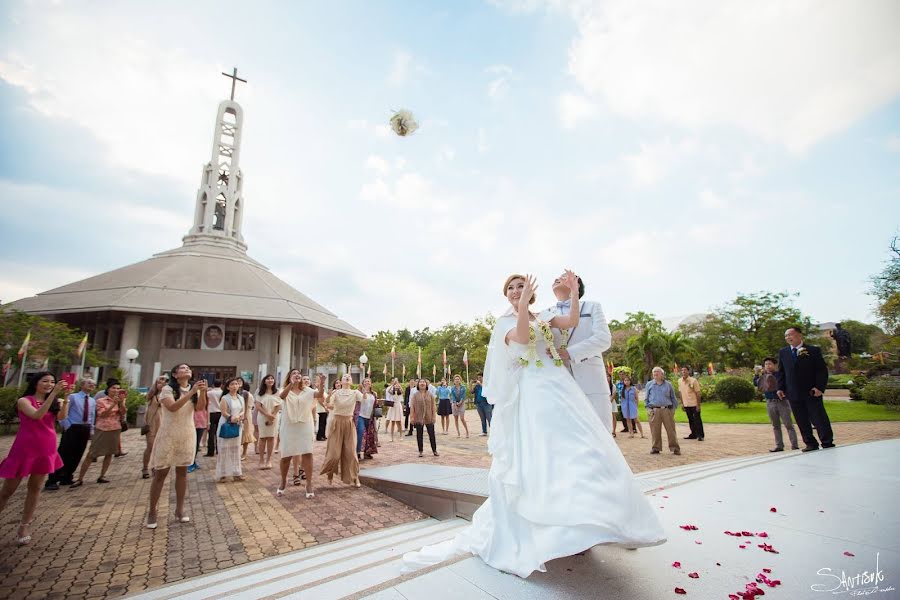 Fotógrafo de bodas Santisuk Thitirodjanakul (samsamefoto548). Foto del 7 de septiembre 2020