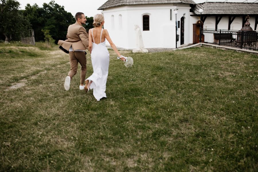 Fotógrafo de casamento Irina Lenko (irenlenk0). Foto de 19 de outubro 2019