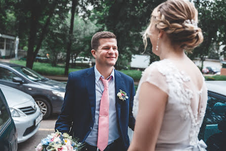 Fotógrafo de casamento Vladimir Badunov (vovatunaphoto). Foto de 27 de setembro 2017