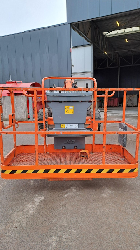 Picture of a JLG 600AJ