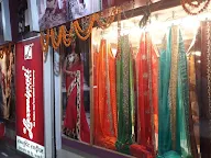 Santusti Sarees photo 4