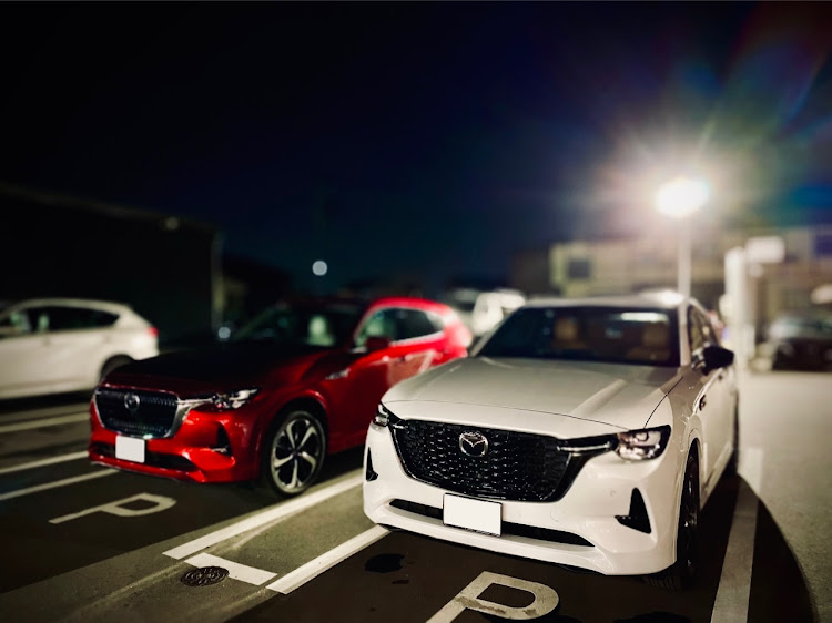 CX-60のロジウムホワイトプレミアムメタリック・ソウルレッドクリスタルメタリック・エクスクルーシブモダン・プレミアムスポーツに関するカスタム事例の投稿画像4枚目