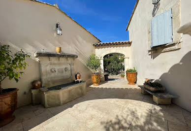 House with pool and terrace 10