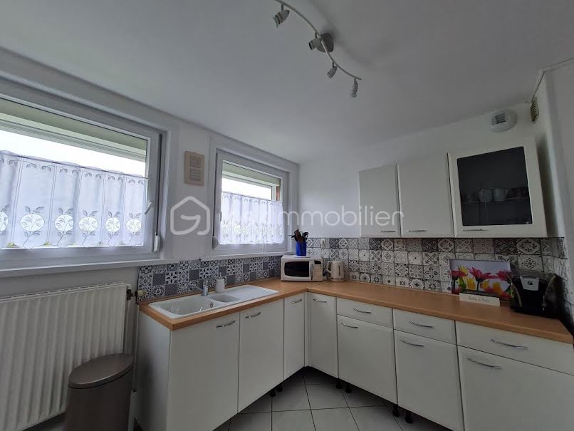 Vente appartement 3 pièces 77 m² à Lesquin (59810), 216 000 €