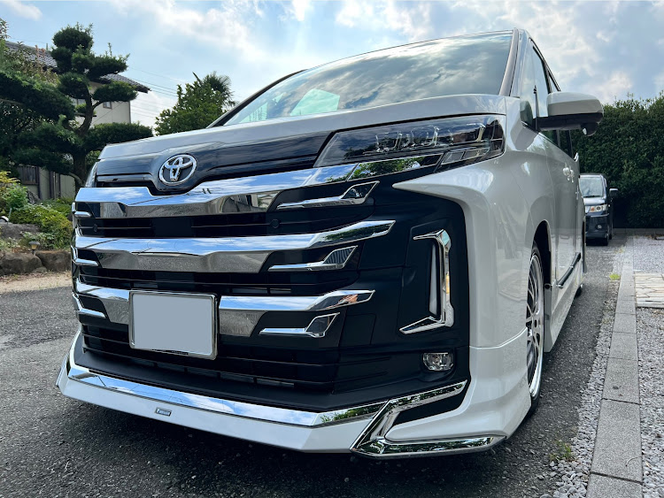 ノアのZTA・9月もよろしくお願いします・エスペリアスーパーダウンサス・90ノア・洗車、コーティングに関するカスタム事例の投稿画像1枚目