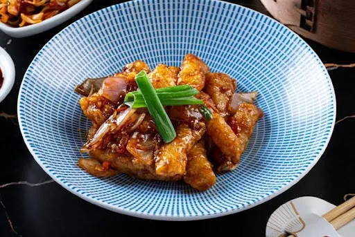 Fish In Soy Chilli Garlic (Mc)