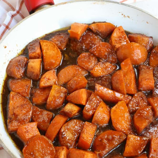 Sweet Southern Candied Yams with brown sugar, ground cinnamon, ground ginger, ground nutmeg, and vanilla extract is one of the tastiest easiest sides.