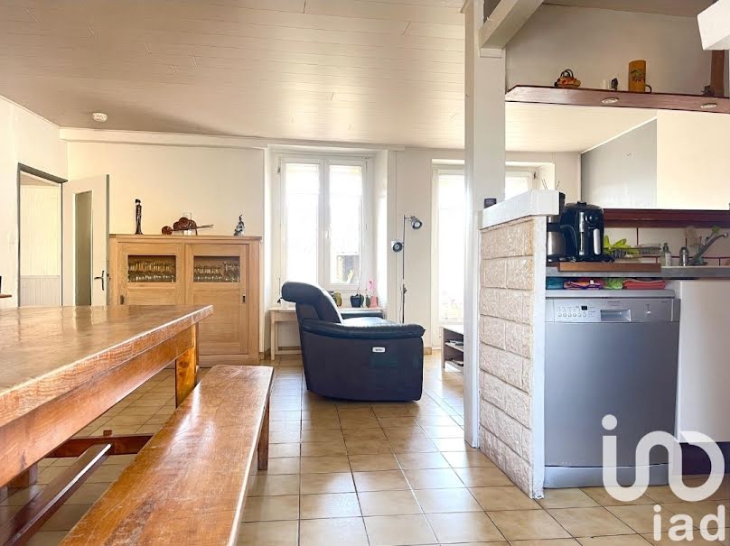 Vente maison 4 pièces 86 m² à Vue (44640), 225 000 €