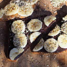 sweet toast + chocolate hazelnut butter