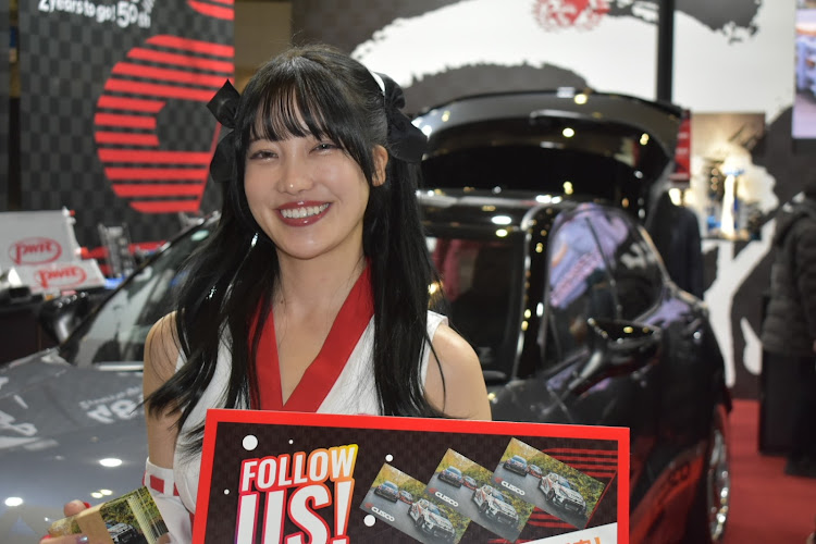 GR86の東京オートサロン2025・キャンギャル撮影・どの子が好きですか？・オートサロンと言えばお姉さん・クルマネタじゃなくごめんなさい🙇‍♂️に関するカスタム事例の投稿画像5枚目