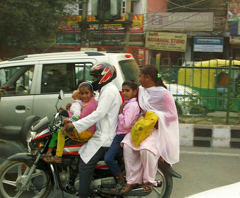 Per le strade di New Delhi di FrancescoPaolo