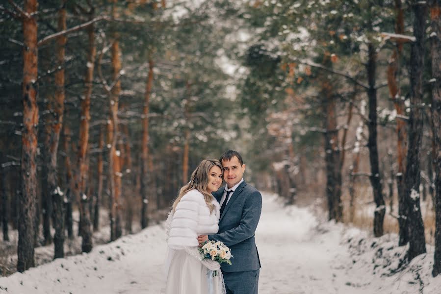 Fotógrafo de casamento Anna Ushakova (annaushakova). Foto de 20 de fevereiro 2020