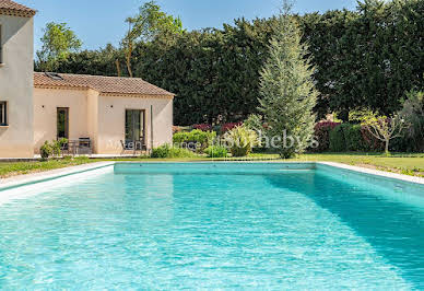 House with pool and terrace 3