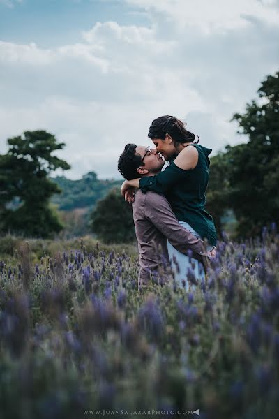 Fotografo di matrimoni Juan Salazar (bodasjuansalazar). Foto del 1 ottobre 2018