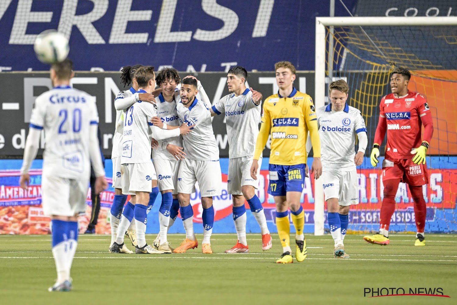 KAA Gent is doing a great job in the battle for a European ticket, while STVV will regret the missed penalty for a while