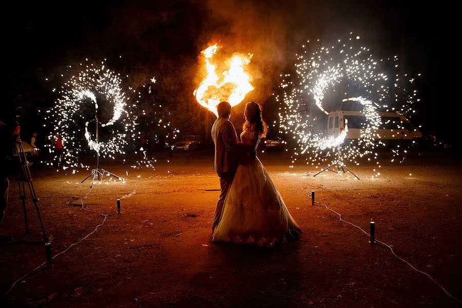 Fotograf ślubny Natalya Stepanova (segueza). Zdjęcie z 25 maja 2016