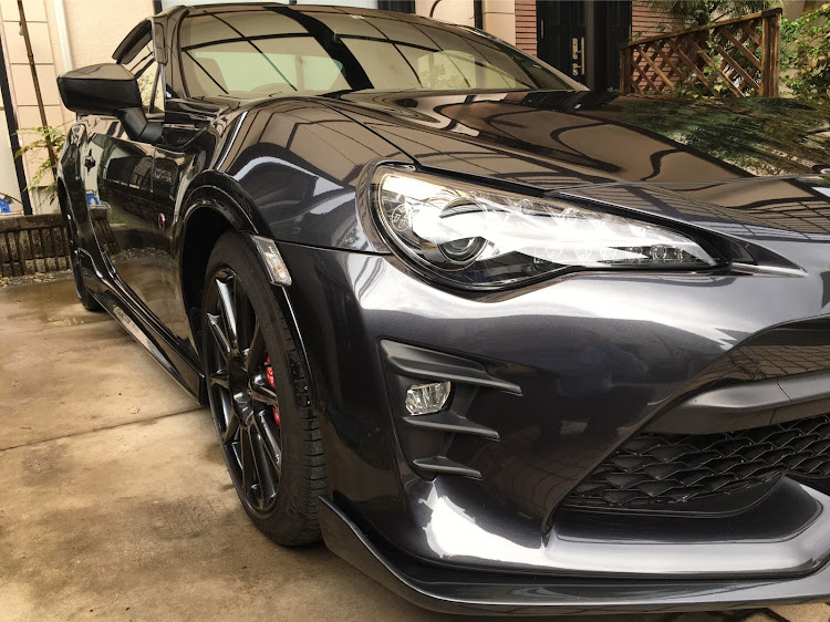 86の洗車・86BRZオーナーさんと繋がりたい・ZN6・86に関するカスタム事例の投稿画像2枚目