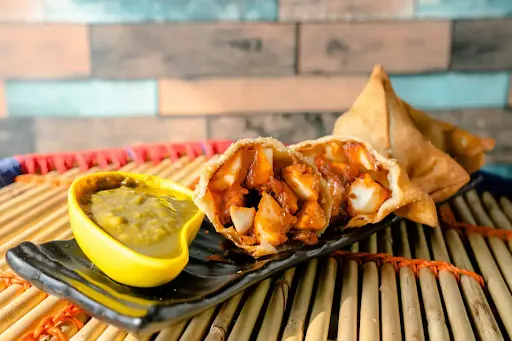 Chilly Paneer Samosa