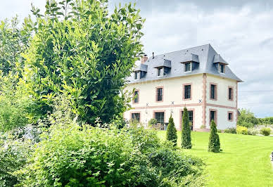 Maison avec piscine et jardin 7