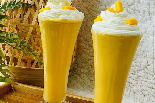 Alphonso Mango Milkshake [Serves 1]