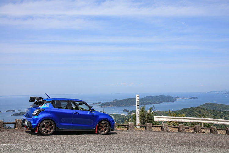 スイフトスポーツの伊勢志摩スカイライン・朝熊山頂展望台・オフ会・オフ会お疲れ様でした・オフ会は楽しいに関するカスタム事例の投稿画像7枚目