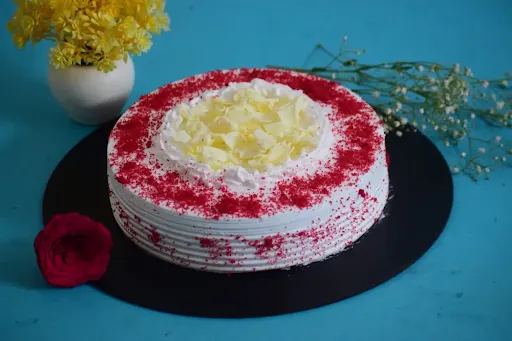 Red Velvet Flakes Cake [Serves 1]