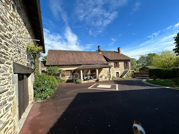 maison à Saint-Jory-de-Chalais (24)