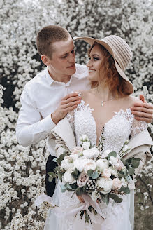 Fotógrafo de casamento Yuliya Zakharova (jusik). Foto de 3 de maio 2023