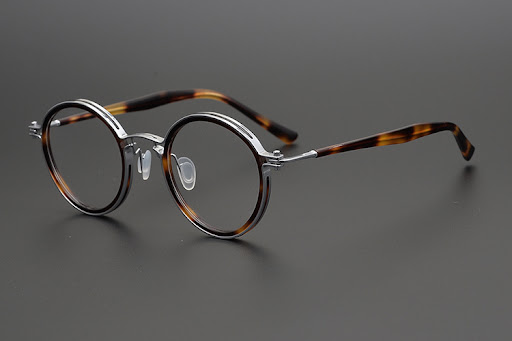Title 16, Pure Titanium Retro Handmade Round Frame Tortoi...