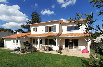 maison à Basse-Goulaine (44)