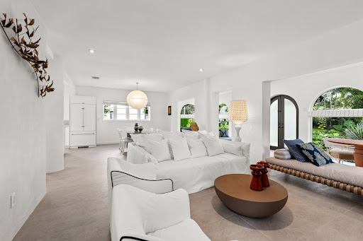 Maison avec piscine et terrasse 5