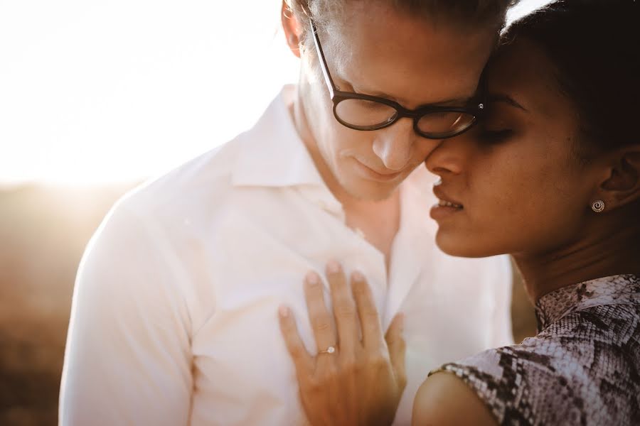 Fotografo di matrimoni Matteo Innocenti (matteoinnocenti). Foto del 25 settembre 2019