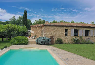 Villa with pool and terrace 4
