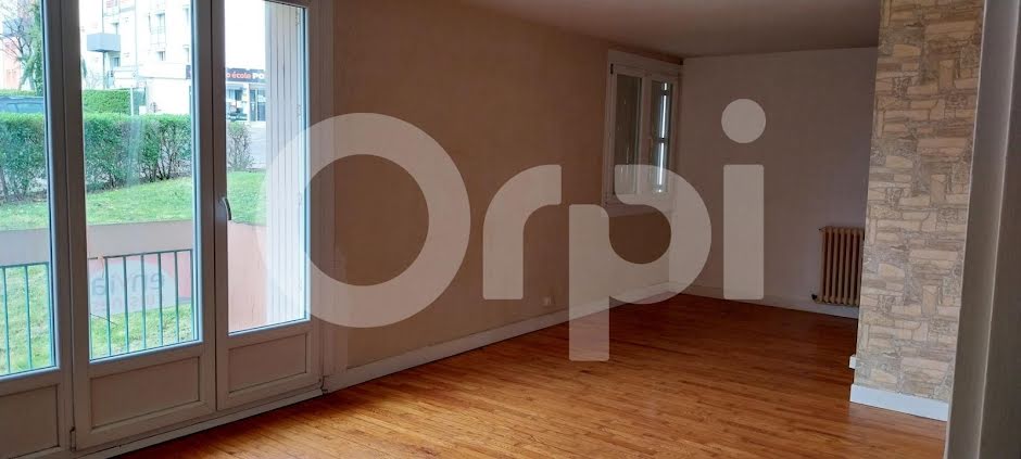 Location  appartement 3 pièces 73.85 m² à Chalon-sur-saone (71100), 695 €