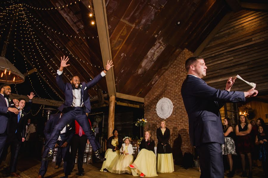 Fotógrafo de casamento Diego Velasquez (velasstudio). Foto de 28 de janeiro 2019