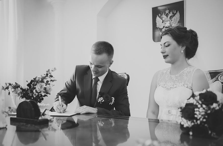 Fotografo di matrimoni Maksim Yakubovich (fotoyakubovich). Foto del 11 luglio 2017