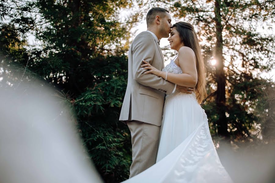 Fotógrafo de casamento Attila Ancsin (feherlovon). Foto de 26 de novembro 2023