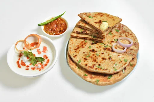 2 Aloo Paratha [Serves 1]