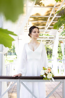 Wedding photographer Olga Semenova (olivia1). Photo of 13 July 2022