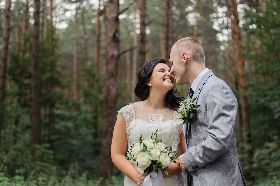 Fotografo di matrimoni Rita Pirogova (ritapirahova). Foto del 9 novembre 2019