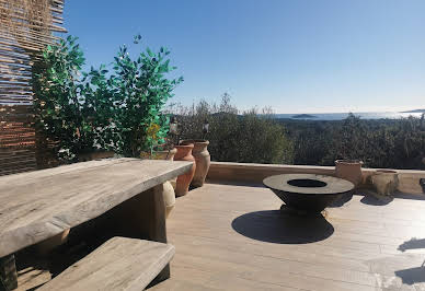 Maison avec jardin et terrasse 10