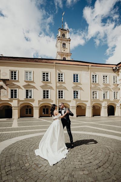 Fotógrafo de casamento Greta Garuckaitė (grisfoto). Foto de 9 de janeiro 2022